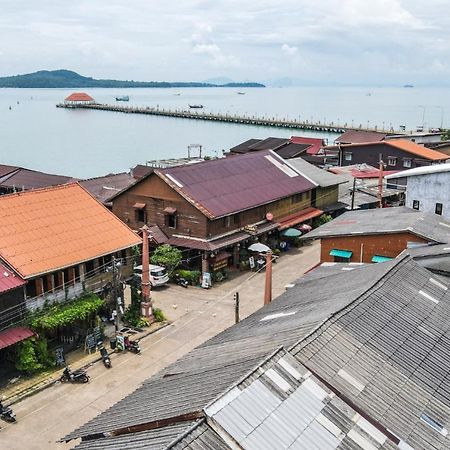 Malee Malee Guesthouse 란타섬 외부 사진