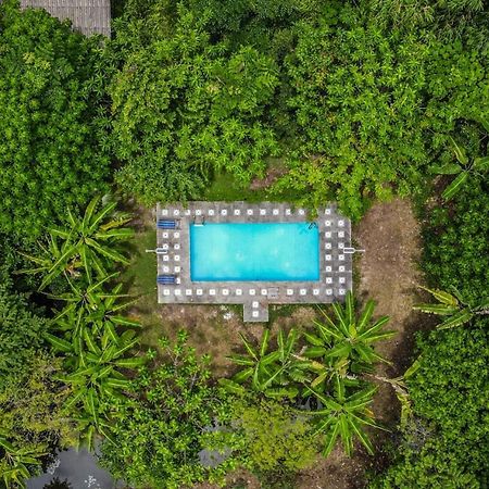 Malee Malee Guesthouse 란타섬 외부 사진