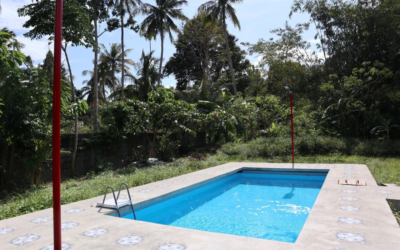 Malee Malee Guesthouse 란타섬 외부 사진