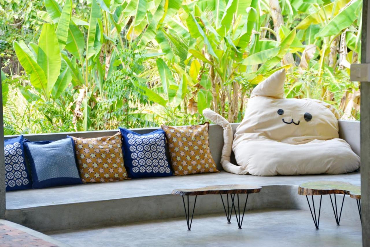 Malee Malee Guesthouse 란타섬 외부 사진