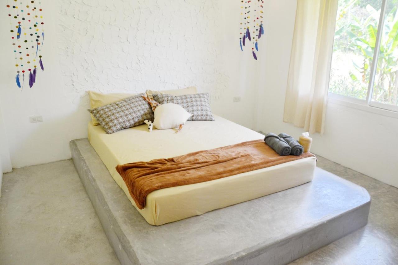 Malee Malee Guesthouse 란타섬 외부 사진